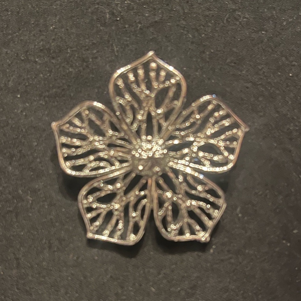 Vintage Silver Tone Gerrys Dogwood Brooch